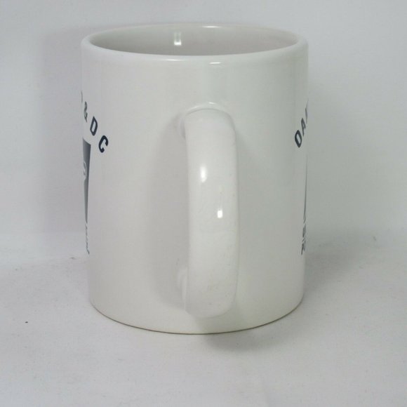 Vintage Logo USPS Employee Mail Man Oakland P&DC Postal Service White Mug 12oz - Picture 4 of 7